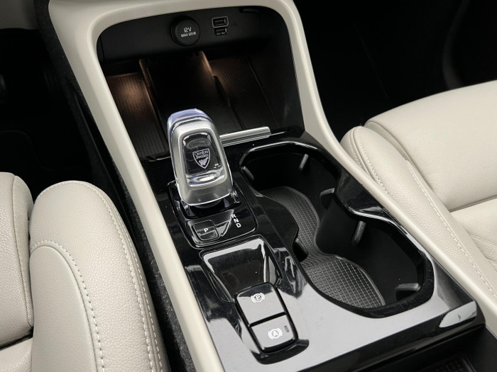 Volvo XC40 T5 RECHARGE INSCRIPTION AUT