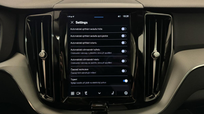 Volvo XC60 T6 AWD RECHARGE  AUT REZERVACE