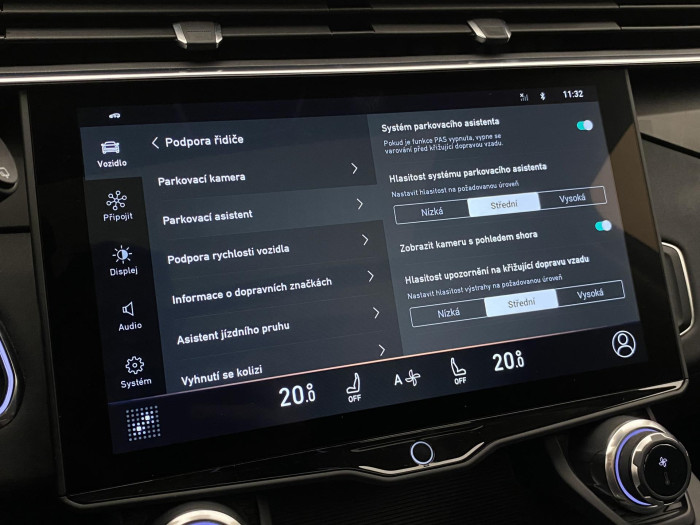 Lynk & Co 01 PHEV DCT AUT REZERVACE