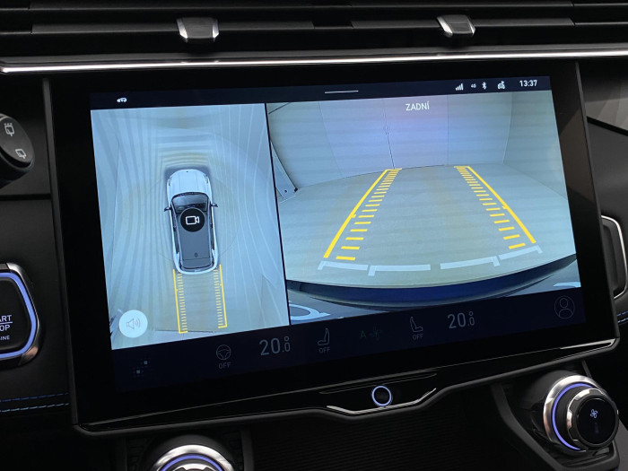 Lynk & Co 01 PHEV DCT AUT 1.maj