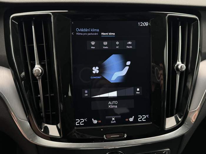 Volvo V60 D3 MOMENTUM PRO AUT 1.maj 2.0 d Momentum