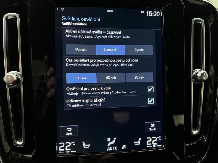 Volvo XC40 D4 AWD R-DESIGN AUT CZ 2.0 d