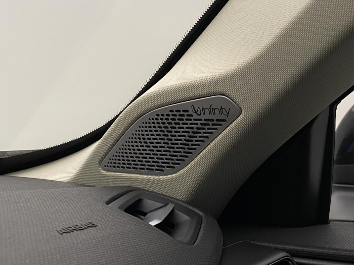 Lynk & Co 01 PHEV DCT AUT 1.maj