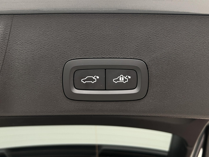 Volvo XC40 RECHARGE PLUS SINGLE MOTOR