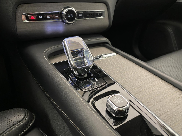 Volvo XC90 T8 RECHARGE BRIGHT ULTIMATE 7m