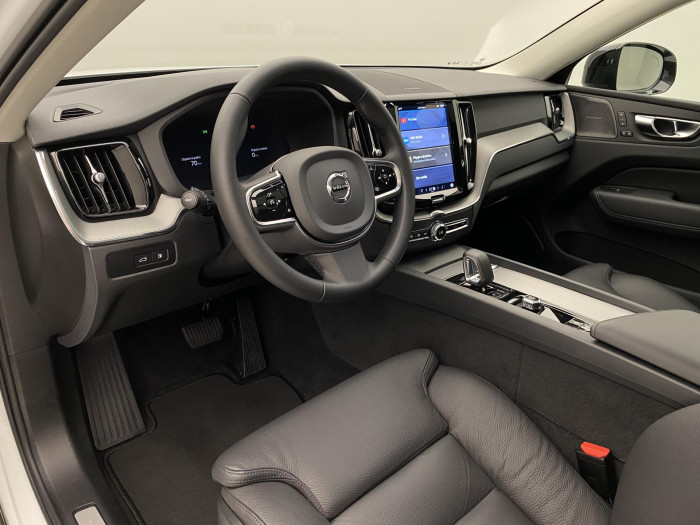 Volvo XC60 T8 AWD DARK PLUS RECHARGE AUT