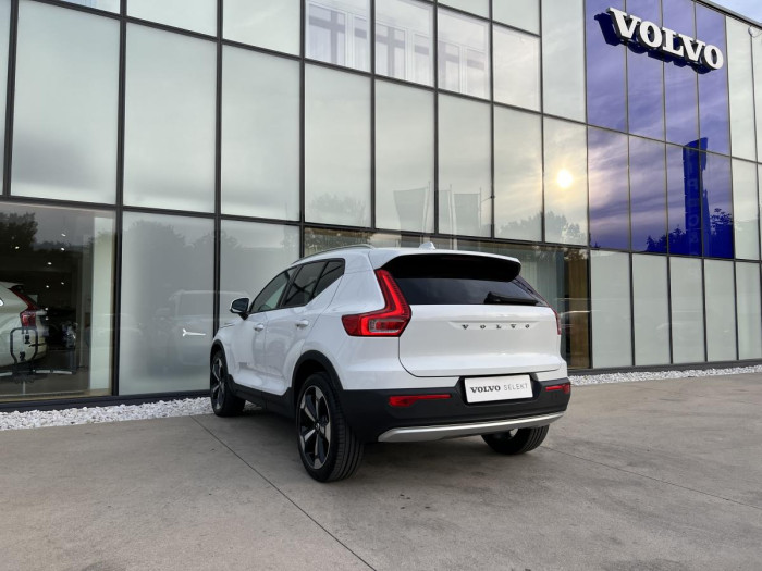 Volvo XC40 B4 MOMENTUM Aut 1.maj. 2.0 Momentum
