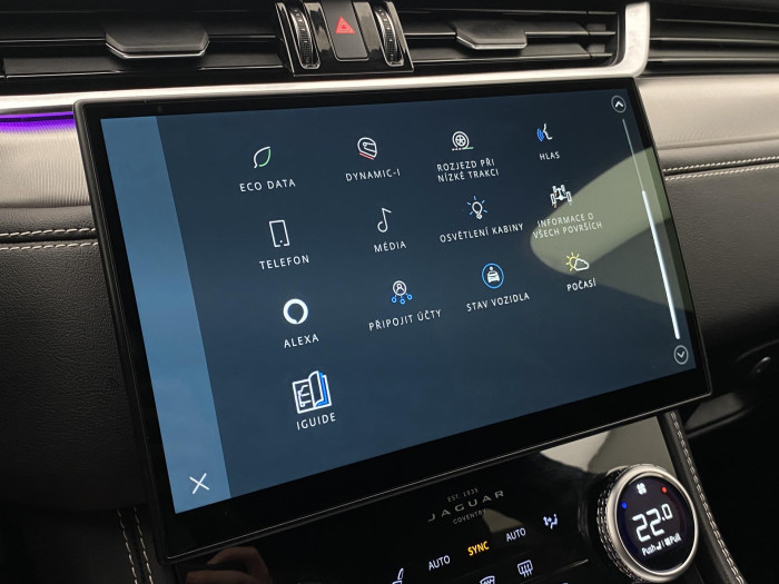 Jaguar F-Pace P250 R-DYNAMIC SE REZERVACE 2.0 Dynamic SE