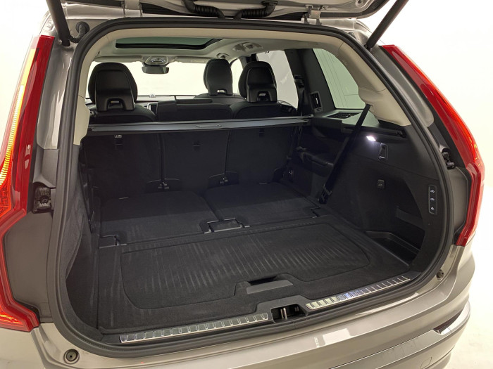 Volvo XC90 B5 AWD ULTIMATE BRIGHT 1.maj