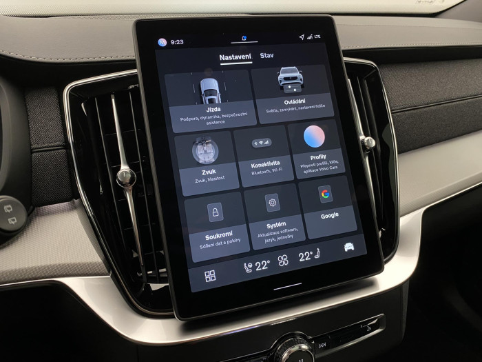 Volvo XC90 B5 AWD BLACK EDITION PLUS 7