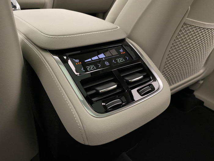 Volvo XC90 B5 AWD AUT BRIGHT ULTRA 7míst