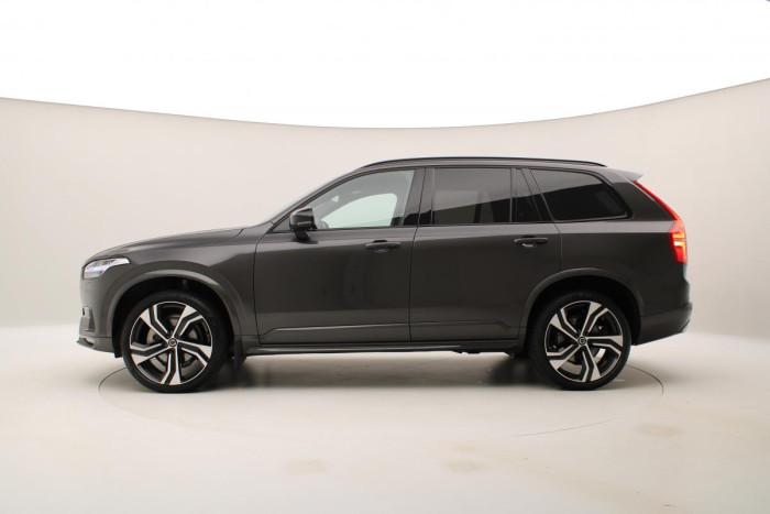 Volvo XC90 B5 AWD ULTIMATE DARK REZERVACE