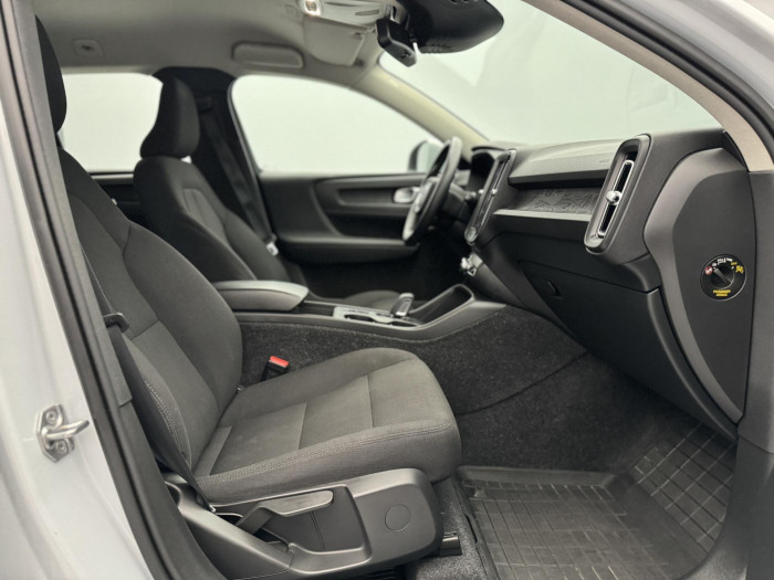 Volvo XC40 T2 MOMENTUM AUT CZ 1.5 Momentum
