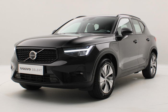 Volvo XC40 T5 ULTIMATE RECHARGE REZERVACE