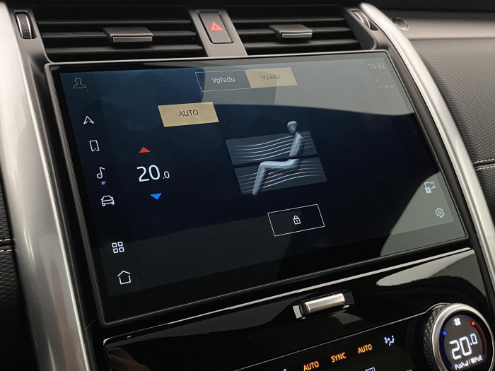 Land Rover Discovery D350 DYNAMIC HSE AWD REZERVACE 3.0 d Dynamic