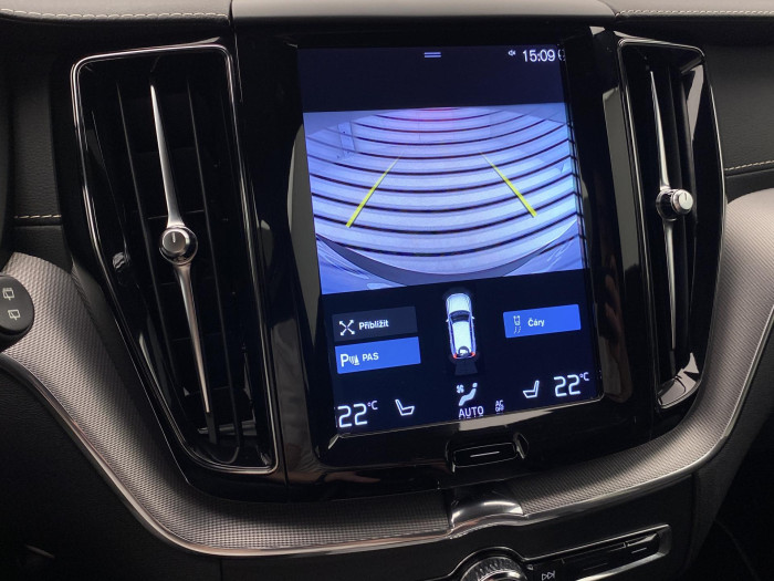 Volvo XC60 D4 R-DESIGN AUT 2.0 d