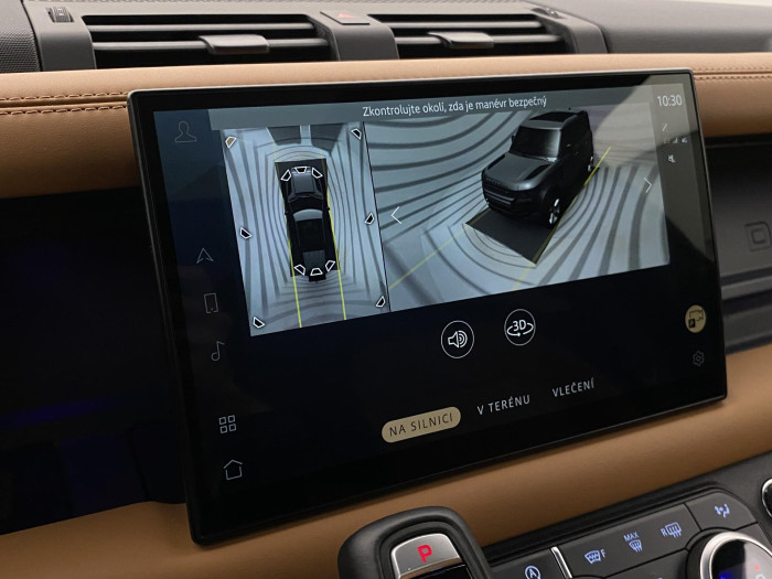 Land Rover Defender D300 HSE AUT AWD REZERVACE 3.0 d