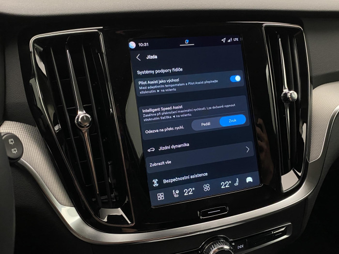 Volvo V60 B4 AUT BRIGHT PLUS