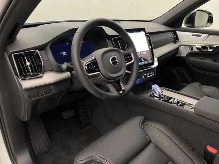 Volvo XC90 B5 AWD BLACK EDITION PLUS 7