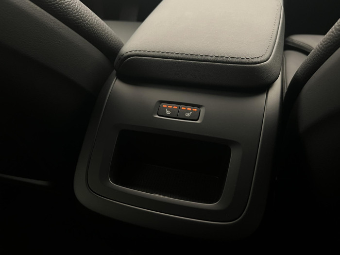 Volvo XC60 B5 AWD PLUS DARK AUT 1.maj.