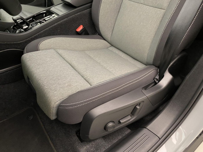 Volvo XC40 B3 DARK PLUS AUT CZ