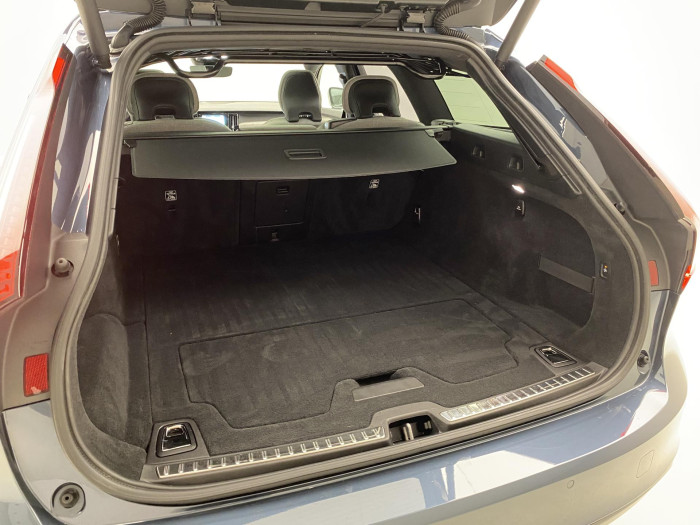 Volvo V90 T6 AWD DARK PLUS AUT