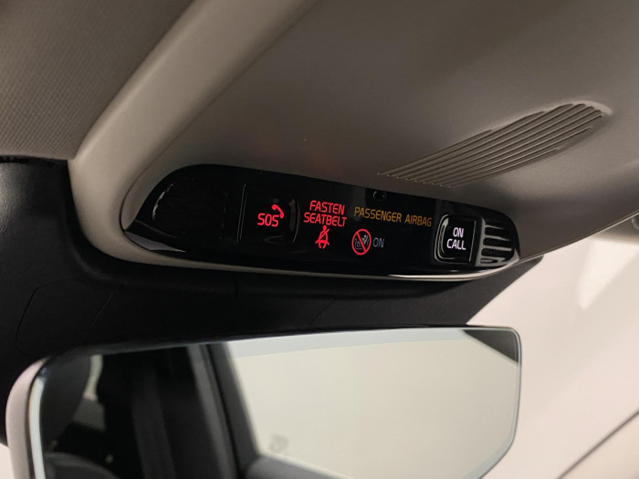 Volvo XC60 D4 MOMENTUM AUT 1.maj 2.0 d Momentum