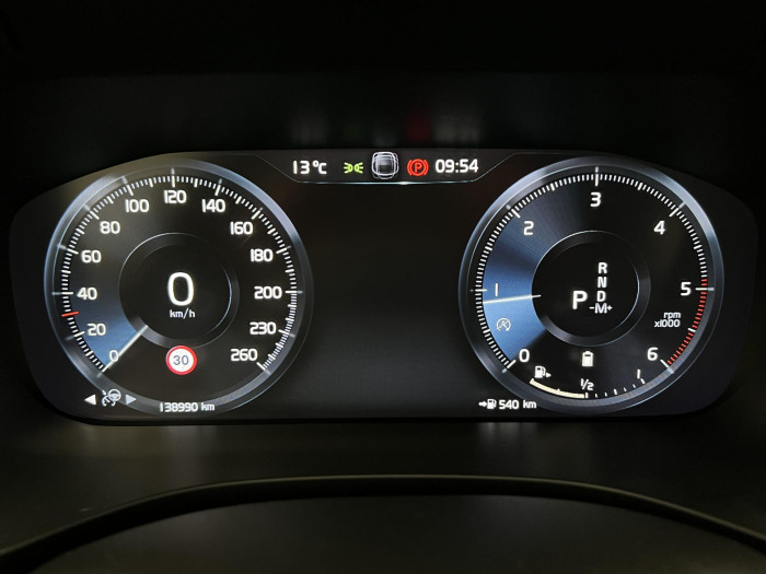 Volvo XC60 B4 AWD MOMENTUM POLESTAR AUT 2.0 Momentum