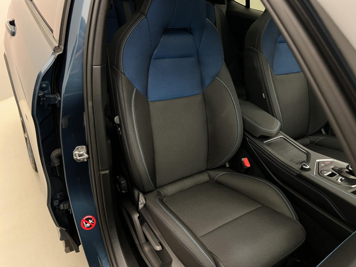 Lynk & Co 01 PHEV DCT AUT 1.maj.