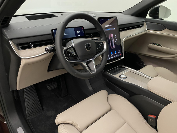 Volvo EX90 PURE ELECTRIC TWIN PLUS 7míst