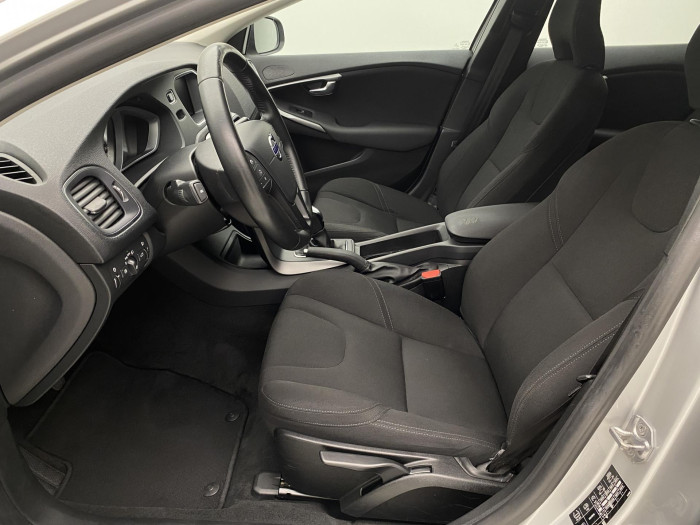 Volvo V40 D2 ES 2.0D 88kW TAŽNÉ 2.0 d d