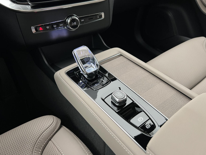 Volvo XC90 T8 AWD RECHARGE ULTRA AUT