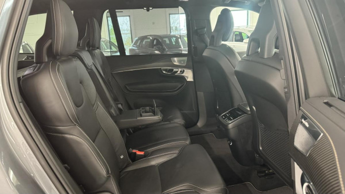 Volvo XC90 T6 AWD R-DESIGN AUT REZERVACE