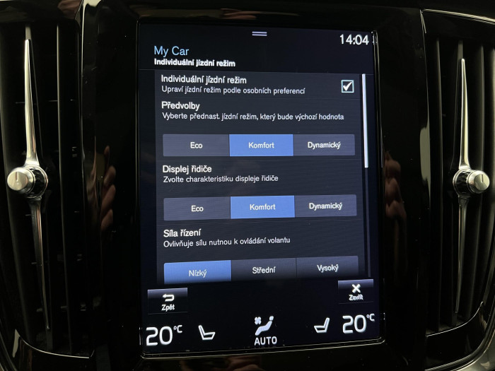 Volvo V90 CC D5 AWD PRO AUT CZ 2.0 d CC CC