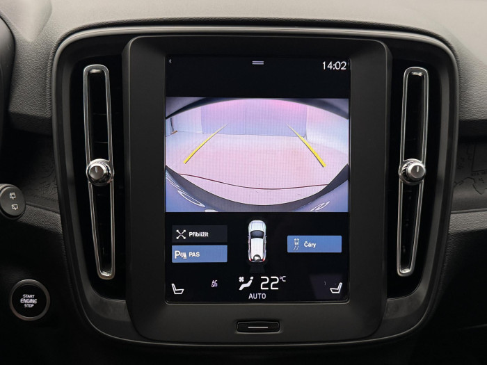 Volvo XC40 T2 MOMENTUM AUT CZ 1.5 Momentum