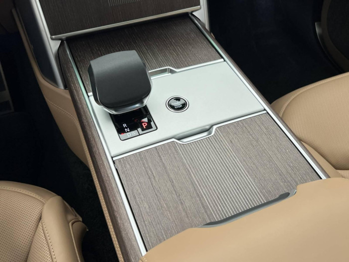 Land Rover Range Rover P460e AUTOBIOGRAPHY