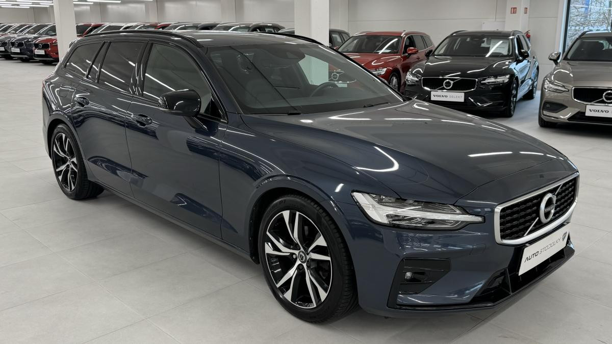 Volvo V60 D4 R-DESIGN POLESTAR REZERVACE 2.0 d