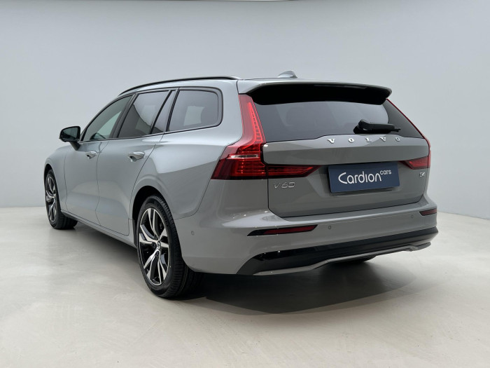 Volvo V60 B4 DARK PLUS