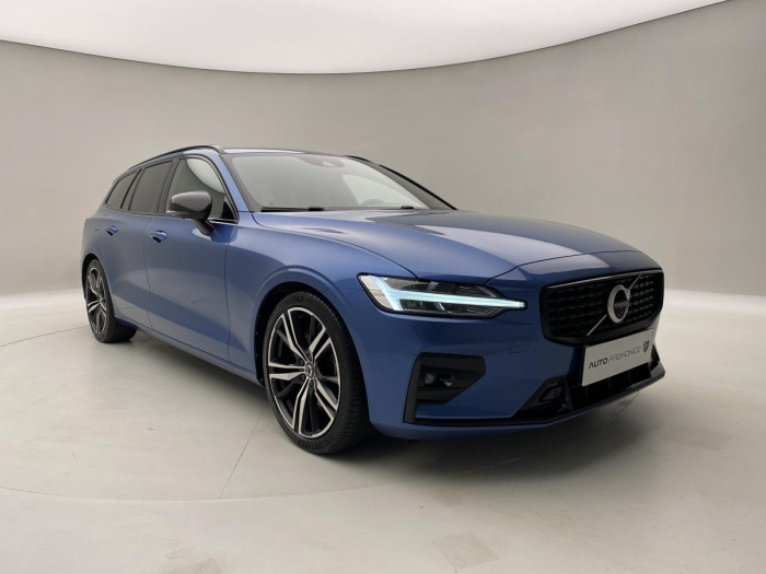 Volvo V60 B6 AWD R-DESIGN AUT REZERVACE