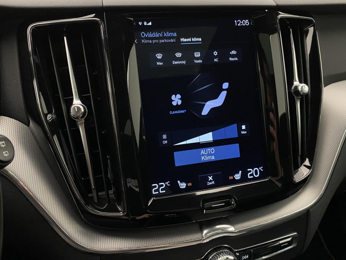 Volvo XC60 T8 AWD TWIN ENGINE R-DESIGN