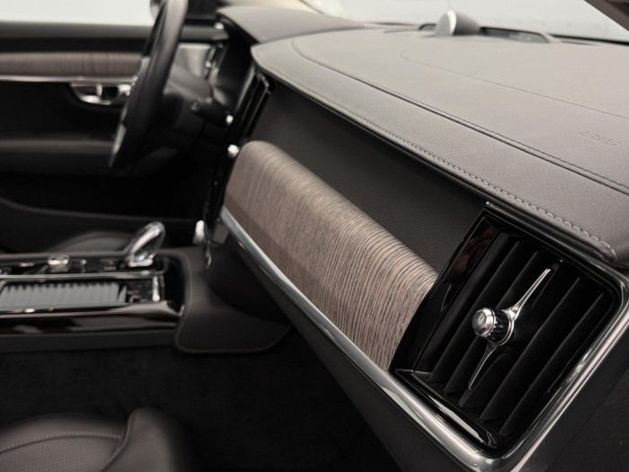 Volvo V90 T8 AWD RECHARGE INSCRIPTION