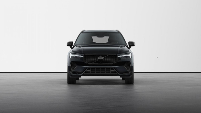 Volvo XC60 B5 AWD AUT PLUS BLACK EDITION 2.0 Plus Edition