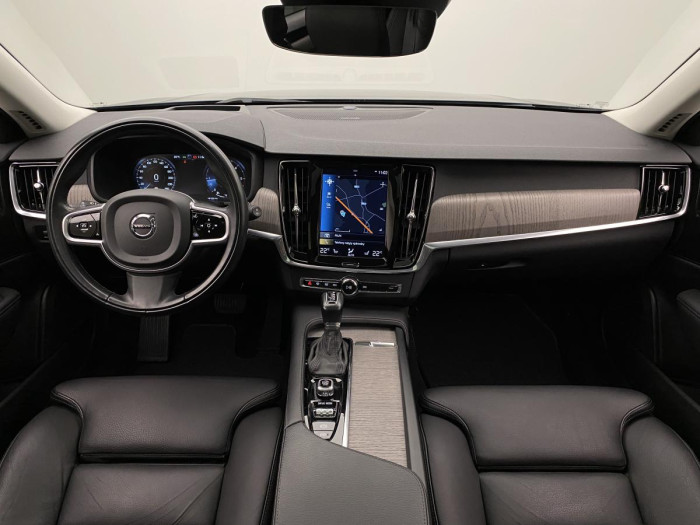 Volvo V90 CC D4 AWD ADVANCED REZERVACE 2.0 d CC CC