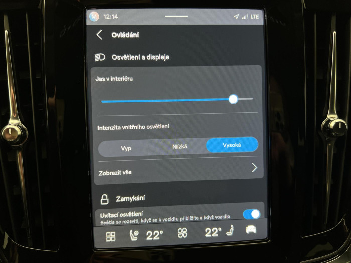 Volvo V90 T6 AWD RECHARGE CORE AUT 1.maj