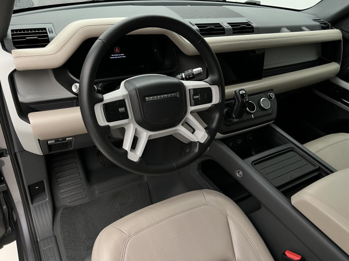 Land Rover Defender P400 HSE AWD AUT CZ