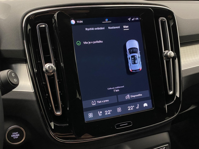 Volvo XC40 B4 AUT PLUS BLACK EDITION