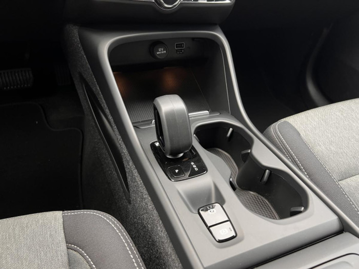 Volvo XC40 B4 MOMENTUM Aut 1.maj. 2.0 Momentum