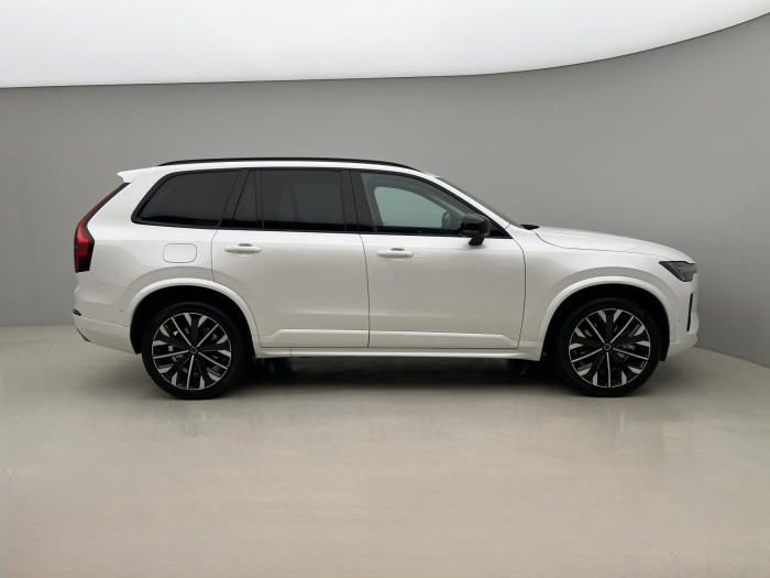 Volvo XC90 T8 AWD RECHARGE PLUS DARK CZ