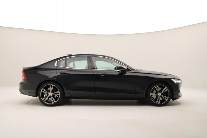 Volvo S60 T5 INSCRIPTION REZERVACE