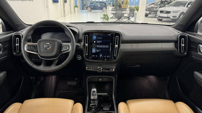 Volvo XC40 T5 TWINe INSCRIPTION REZERVACE